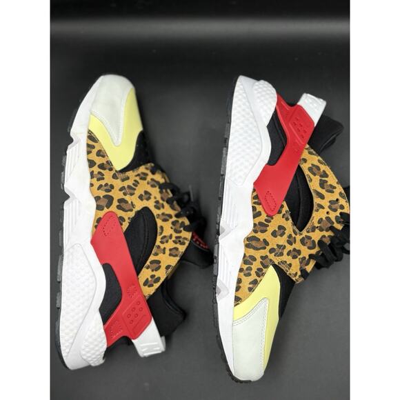 Nike Air Huarache “SNKRS DAY” Leopard Print Trainer - Sz. 12 main image 4
